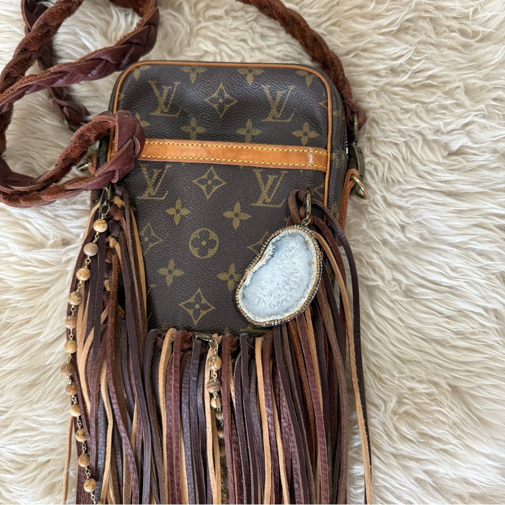 Vintage Boho Bags Louis Vuitton revamp Crossbody Bag with Fringe - Picture 3 of 6